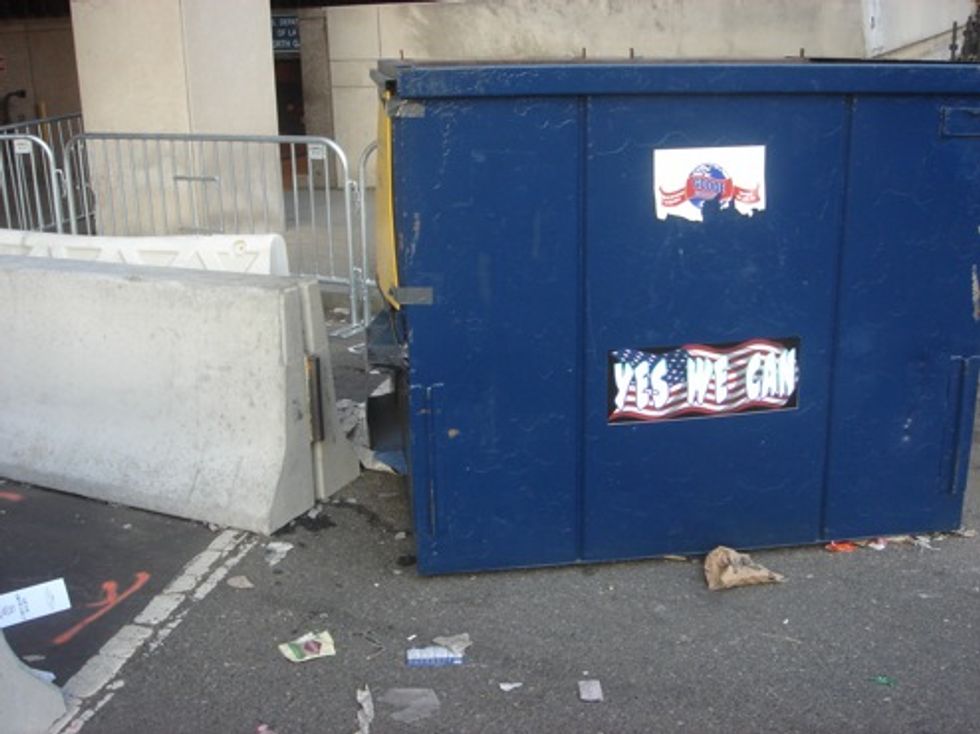 Teabaggers Hate Government Trash Collection Now