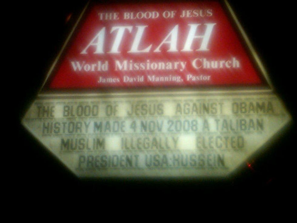 Sarah Palin 'Favorites' Obama Jesus-Blood Church Sign Photo