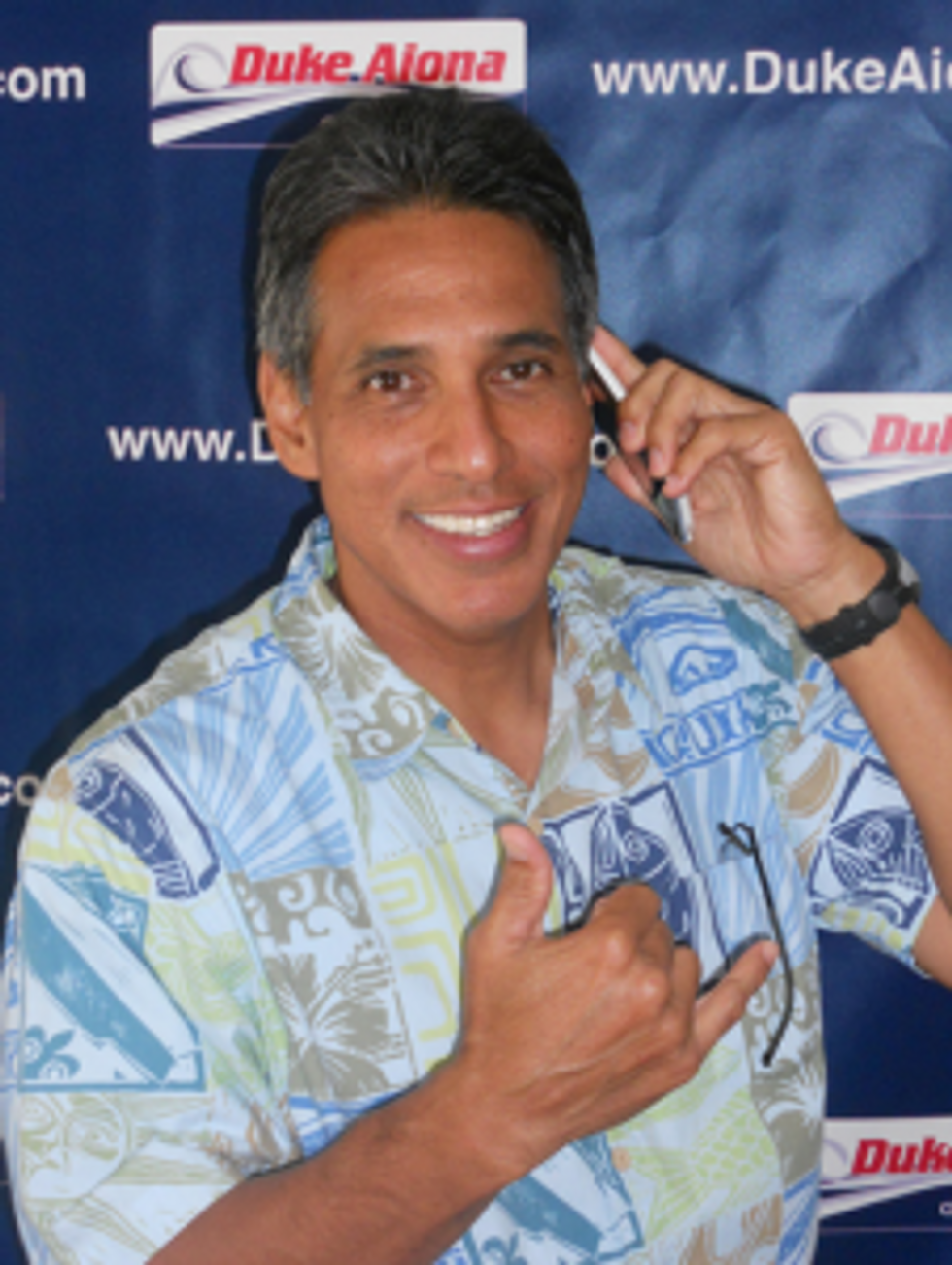 Cellphone Shaman Will Help GOP Candidate Become Governor