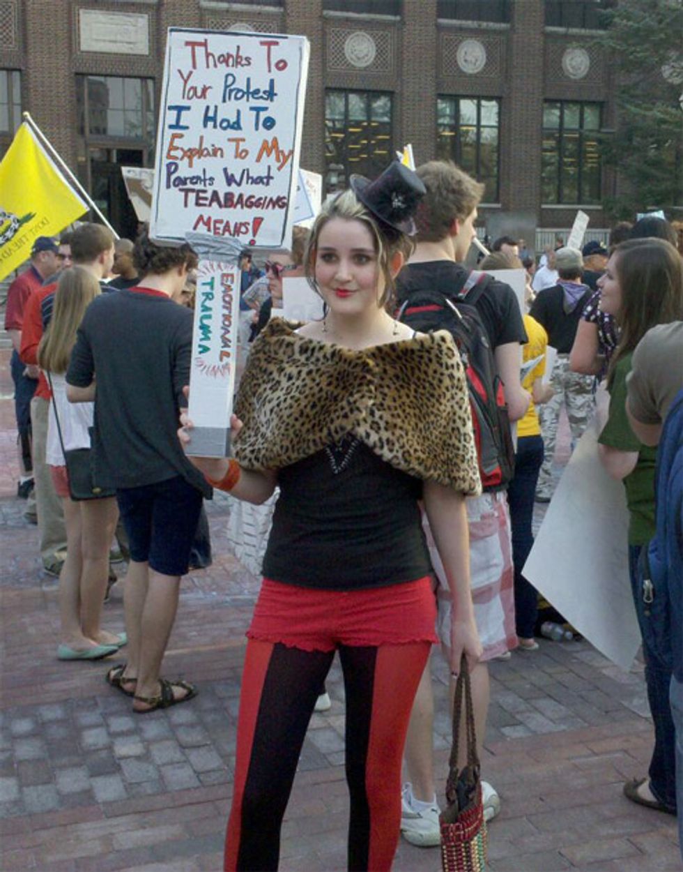 Teabagger Style Sweeps America, Obama Makes Gays Happy & NASA Sad