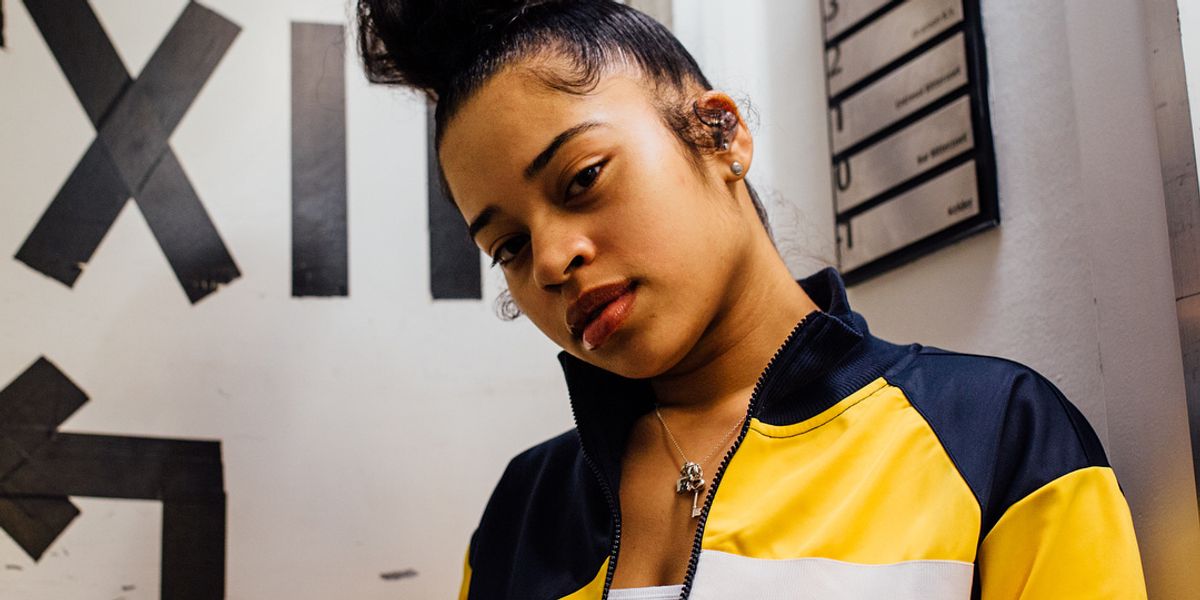 Ella Mai Went From Singing On IG To Being The New Face of Contemporary ...