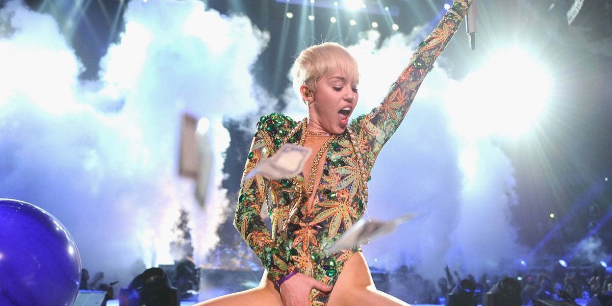 Miley Cyrus Is Not Sorry For Posing Topless in 2008