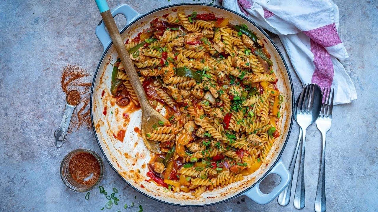 One-Pot Chicken Fajita Pasta