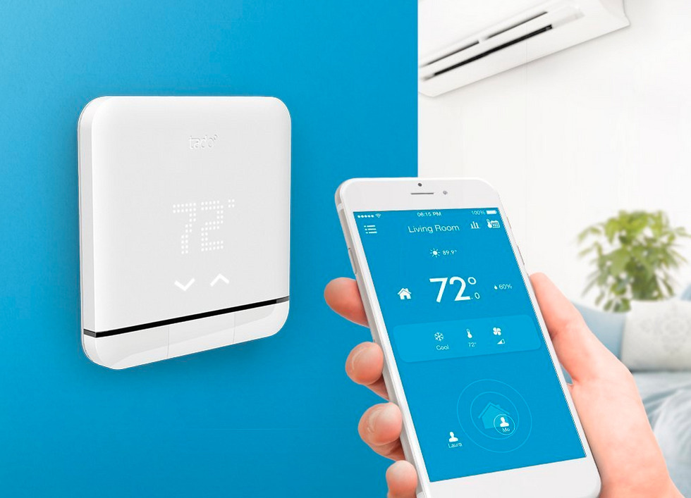 Picture of Tado smart air conditioner controller and smarpthone app.