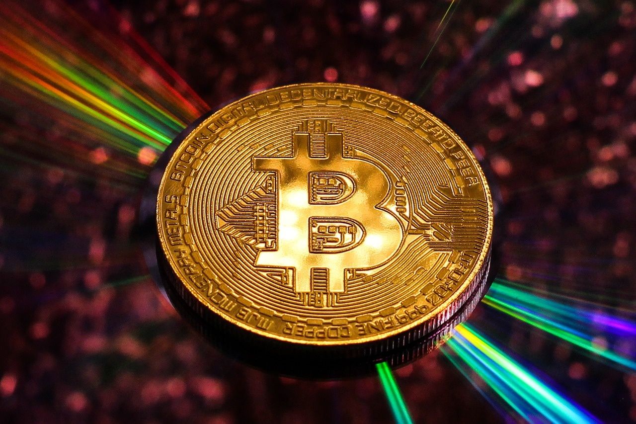 Transazioni oltre quota 11 milioni e il fisco tassa al 26% le criptovalute