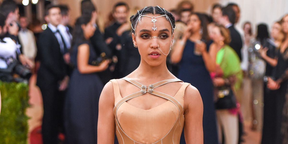 FKA twigs Is Pioneering Instagram Art With Her Latest Zine