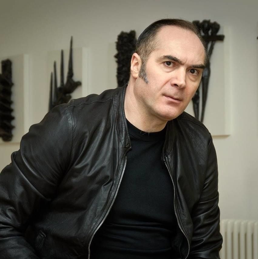 Aurelio Picca: «Giravo con la pistola. È grazie alla letteratura se non sono  un rapinatore»