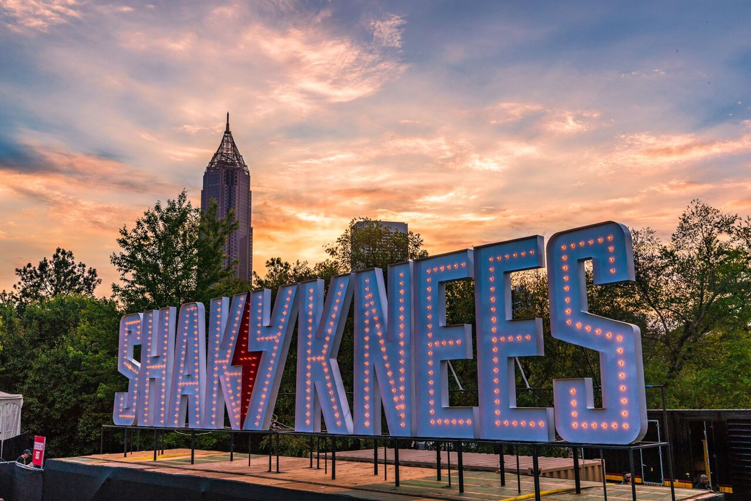 Shaky Knees Festival: The Land of Bands