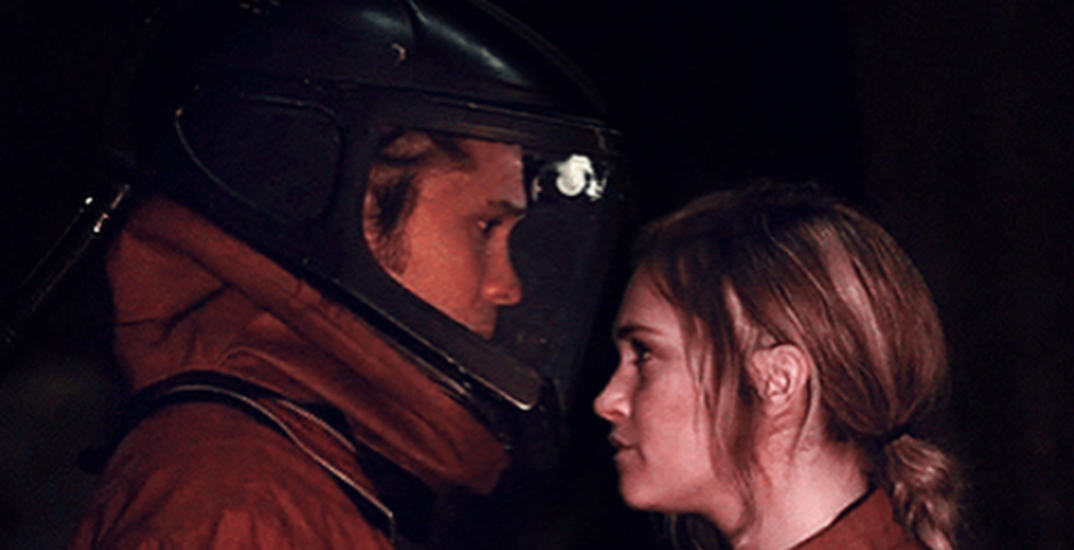 11 Reasons Clarke and Bellamy Belong Together on ‘The 100’