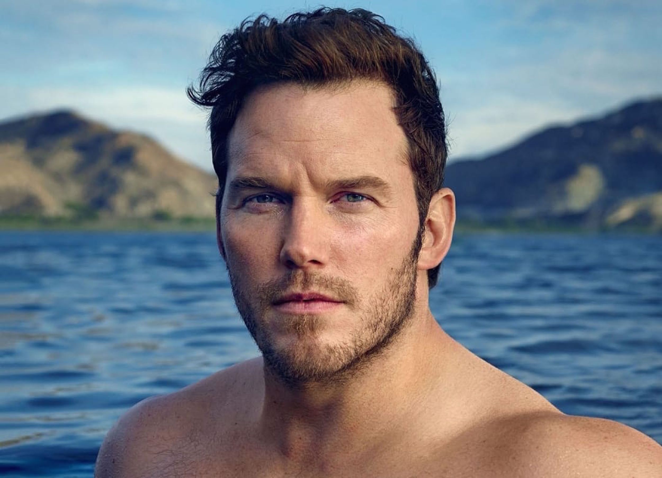 Beware Of People Who Slide Into Your DM's After A Chris Pratt Like Glow-Up