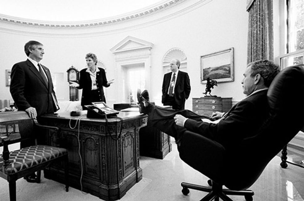 Black Man Puts His Feet On Desk, Wingnuts Furious