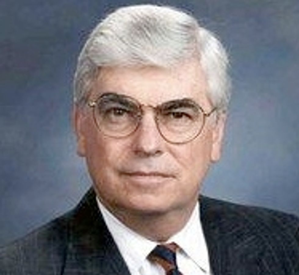 Chris Dodd Has A Great New Terrible Idea For Health Care!