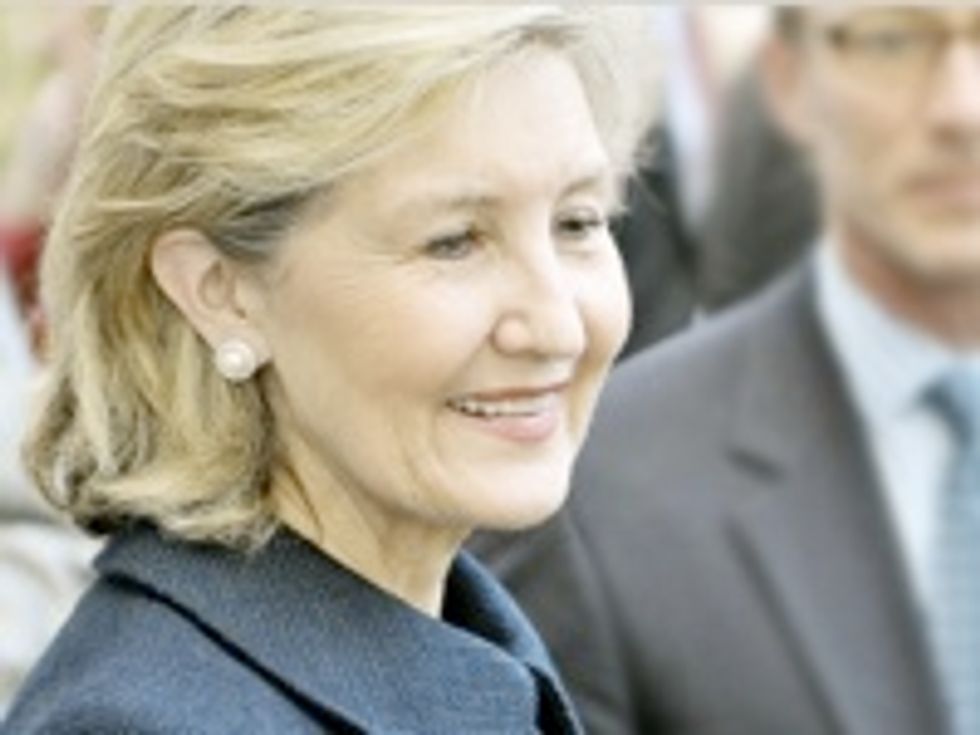 Kay Bailey Hutchison Is President Of Argumentation