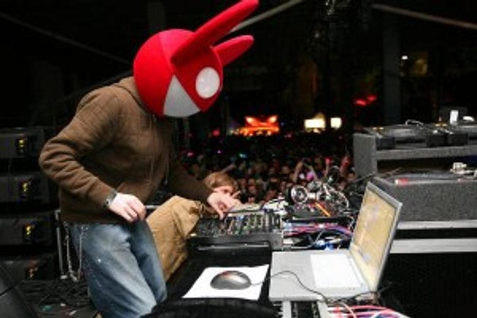 DJs In Mouse Costumes, Punk Rock Family Reunion Show