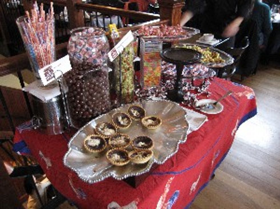 Liberty Tavern: Buffet Brunch Worth the Visit
