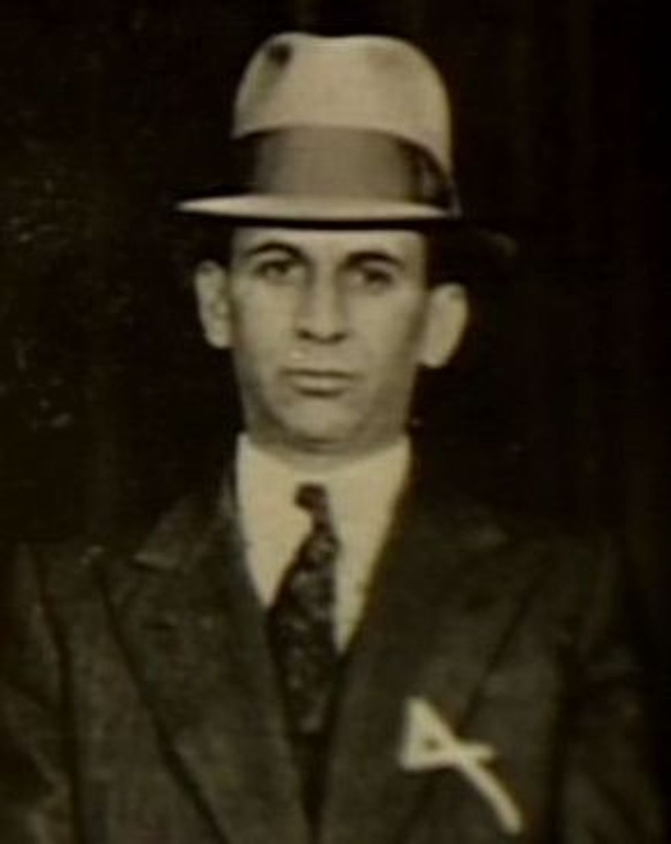 Jewish Gangsters, And Of Course, More Photographs Of Obama