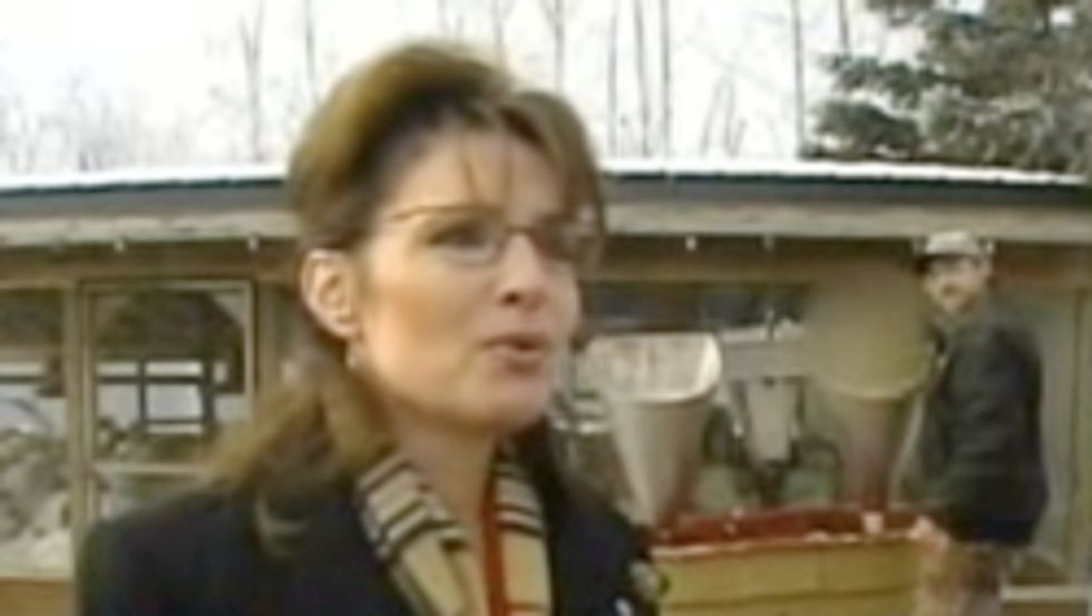 Oddly Endurant Sarah Palin/Turkey Slaughter Story Takes New Twist