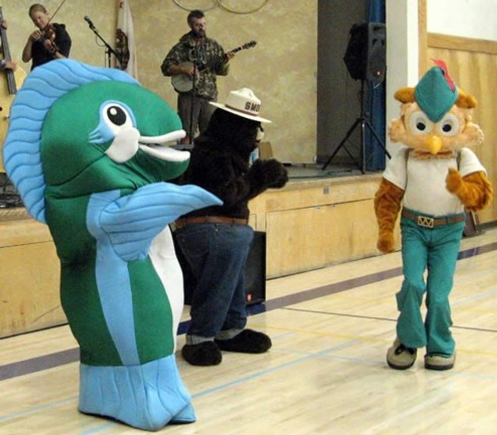 Hunted by Sarah Palin, Wildlife Furries Take Refuge In School Gymnasium