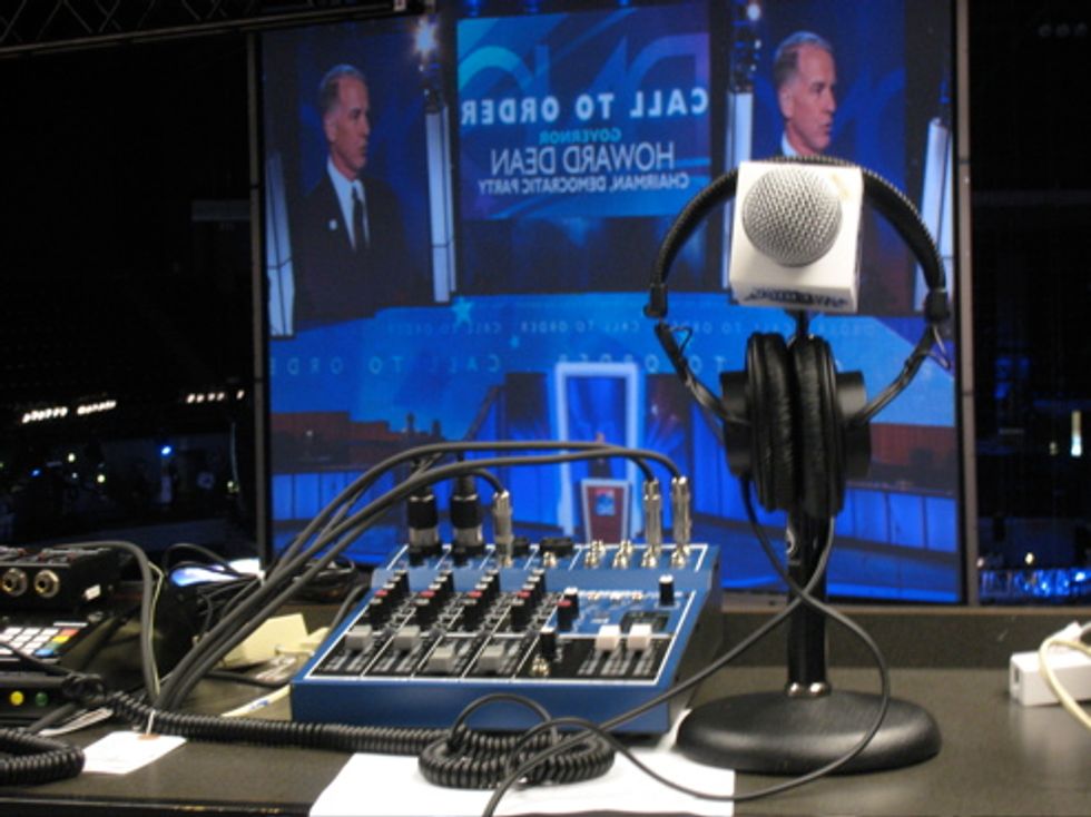 Liveblogging the Start of DNC '08, Starring Howard Dean