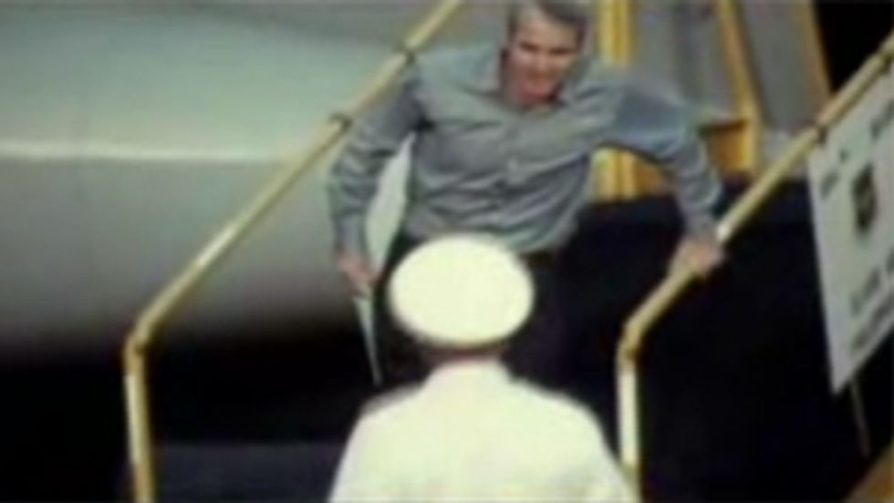 Vietnamese Guy Who Kicked McCain's Ass For Five Years Endorses McCain