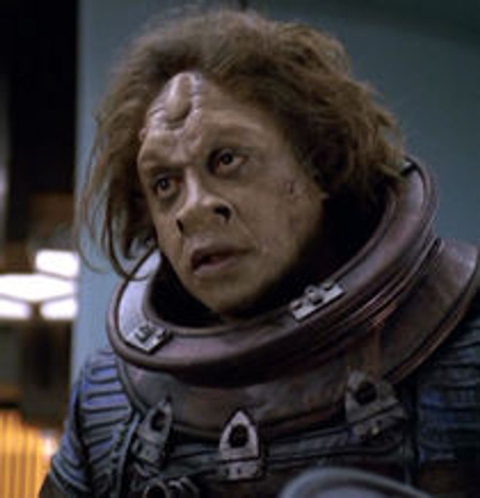 Time-Traveling Alien Lady Tries To Laser-Gun Our Barack!