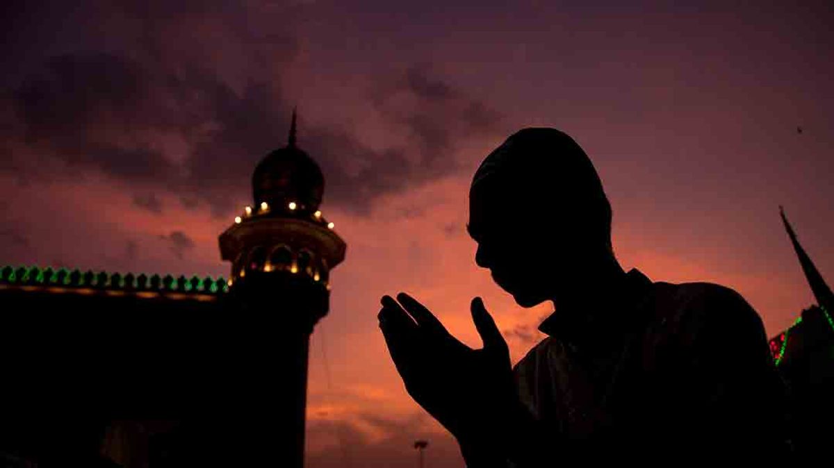 5 Questions Not to Ask Your Muslim Friends During Ramadan