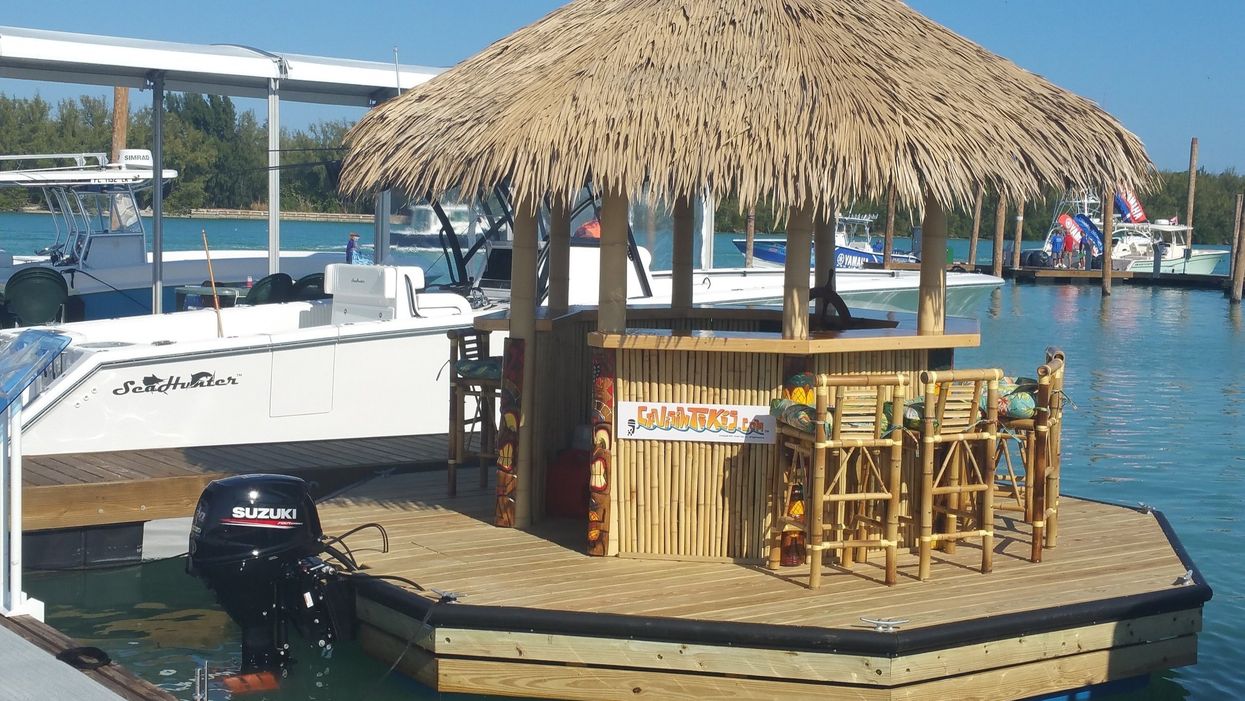 Floating tiki bars are a thing and now we have our summer plans