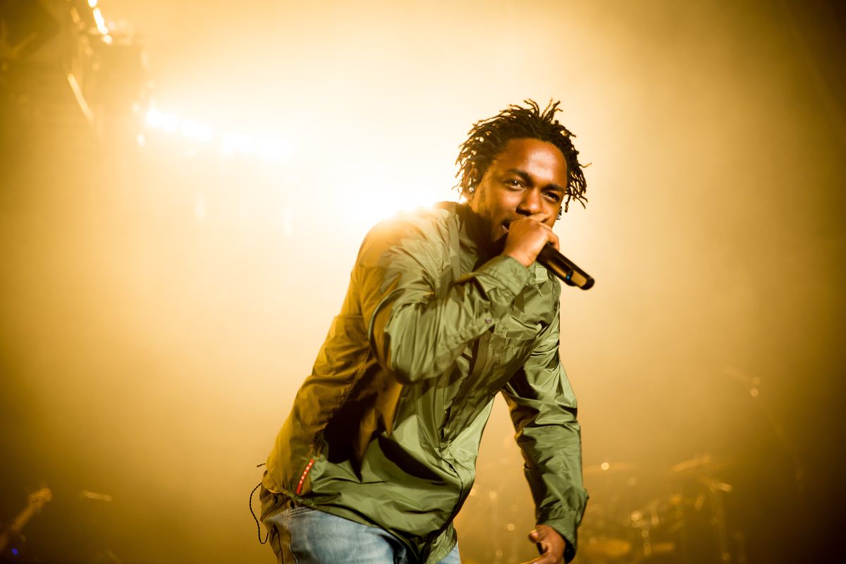 Kendrick Lamar Performed at Louis Vuitton's Men's Show - PAPER Magazine