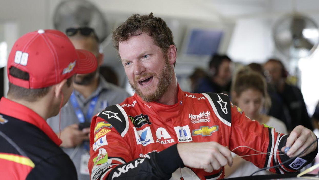 Dale Earnhardt Jr. and wife Amy are basically the new Joanna and Chip