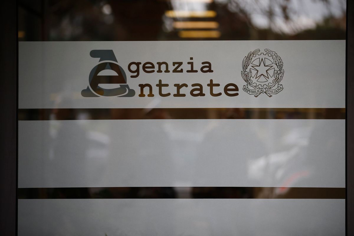 Agenzia delle entrate e scartoffie, due ostacoli verso tasse più basse