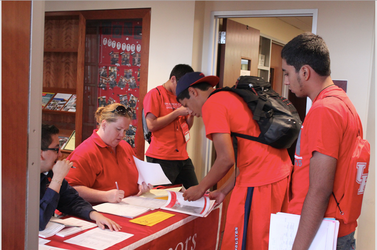 9 More Things You Learn In College When You Do Orientation Leader Training