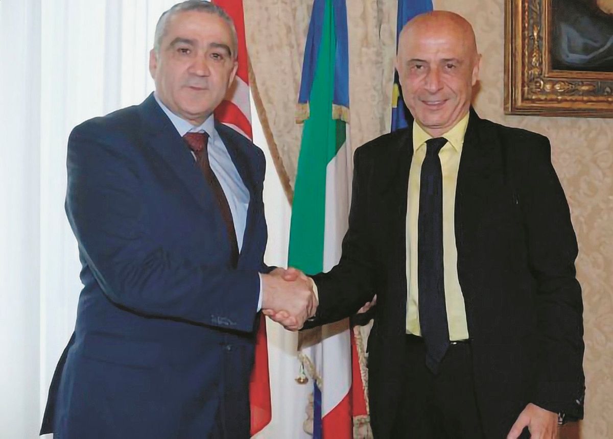 La Tunisia attacca il nostro ministro ma alla fine manda a casa il proprio