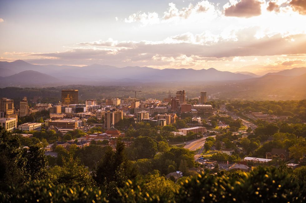 Travel Guide Southern Cities Asheville North Carolina