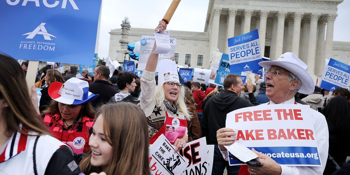 Baker Who Denied Wedding Cake to Gay Couple Wins Court Case