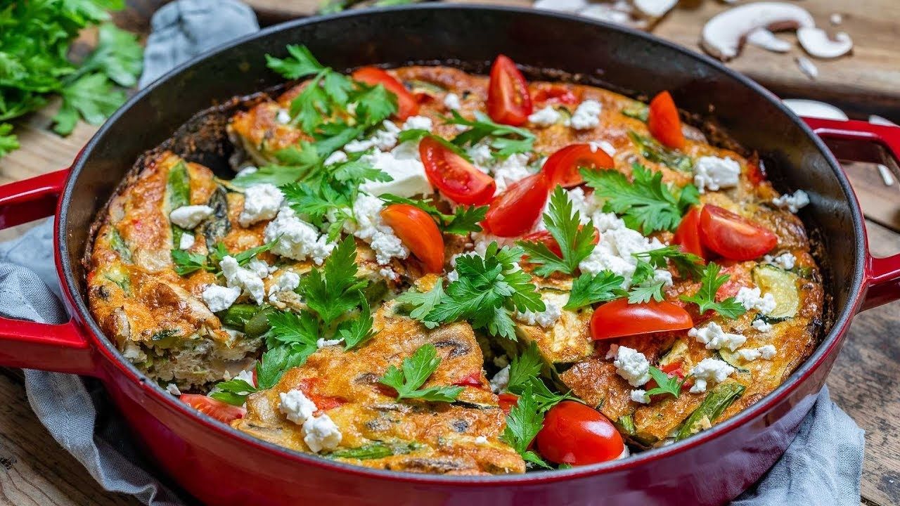 Easy Vegetable Frittata Recipe (With Eggs And Asparagus)