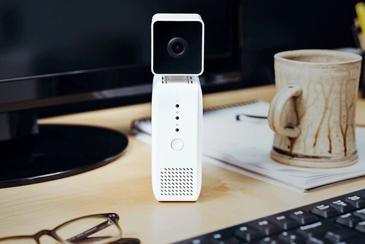 Amazon DeepLens is the AI camera to put machine learning in developers' hands