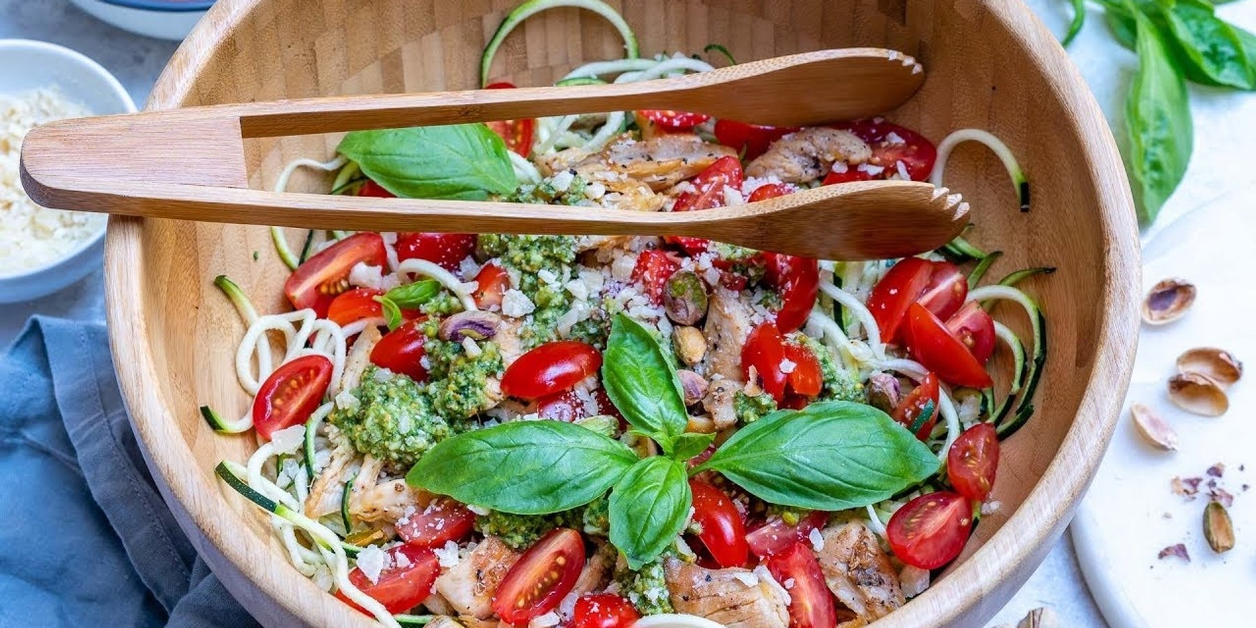 Healthy Pesto Chicken Zoodles