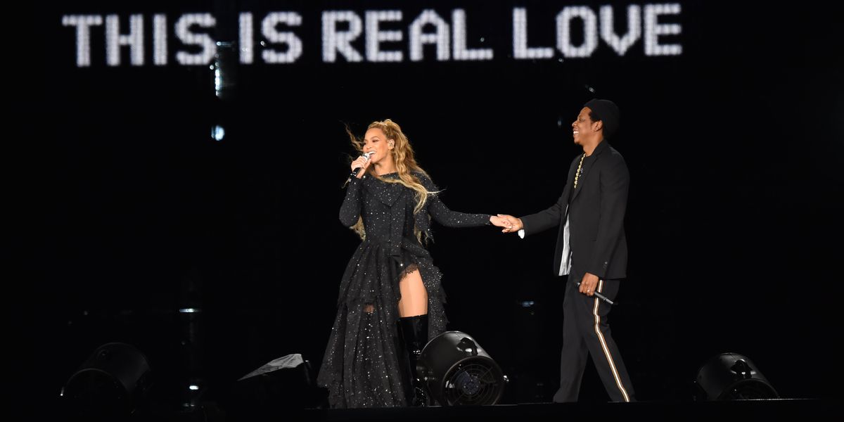 Beyoncé and Jay Z Reveal Steamy  Photos at 'On The Run II'