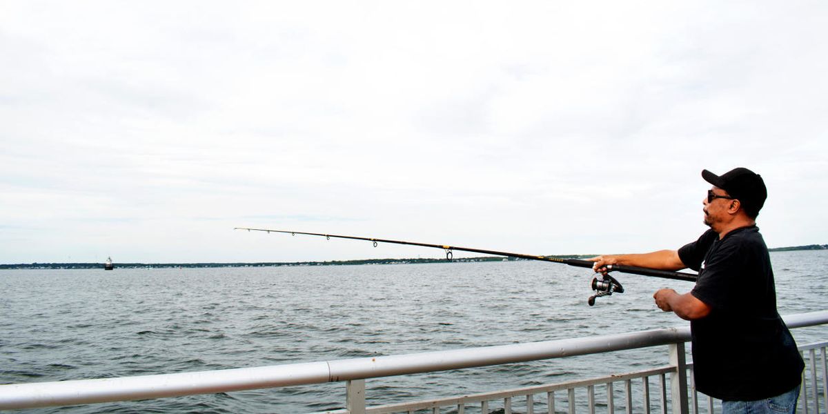Fishermen disregard New Bedford Harbor’s lingering toxic past