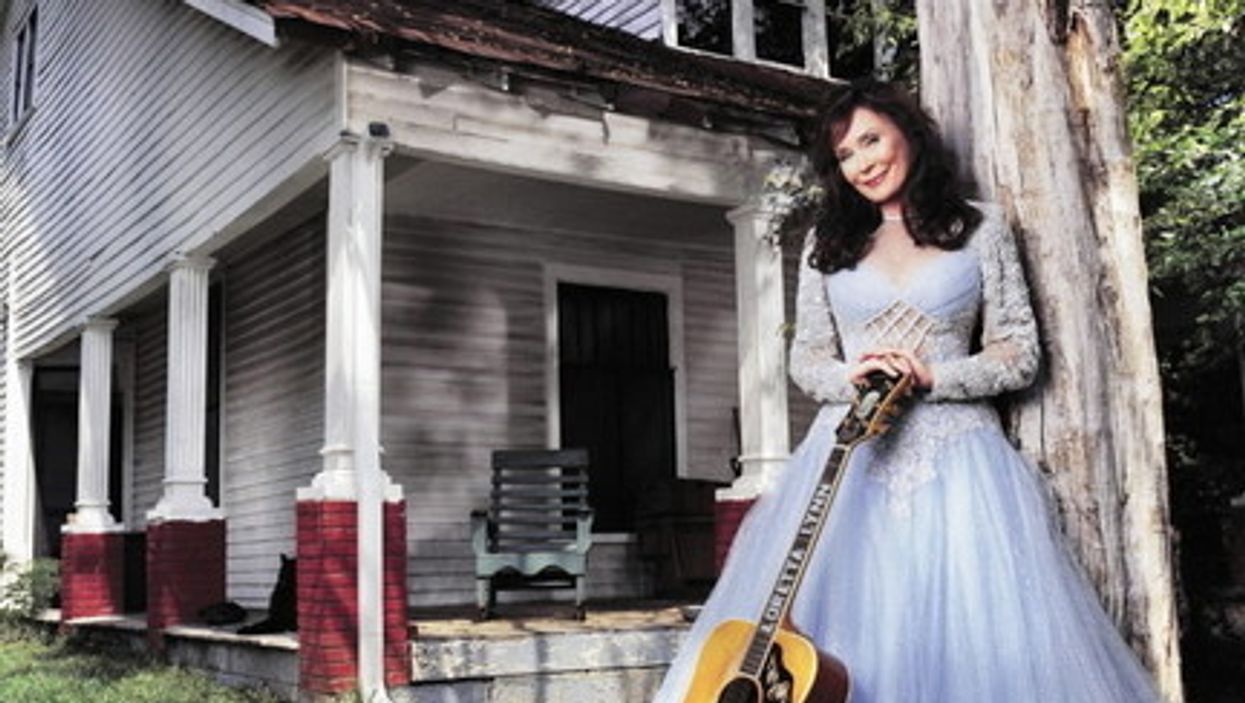 Loretta Lynn once again proves there's no one tougher than a Southern woman