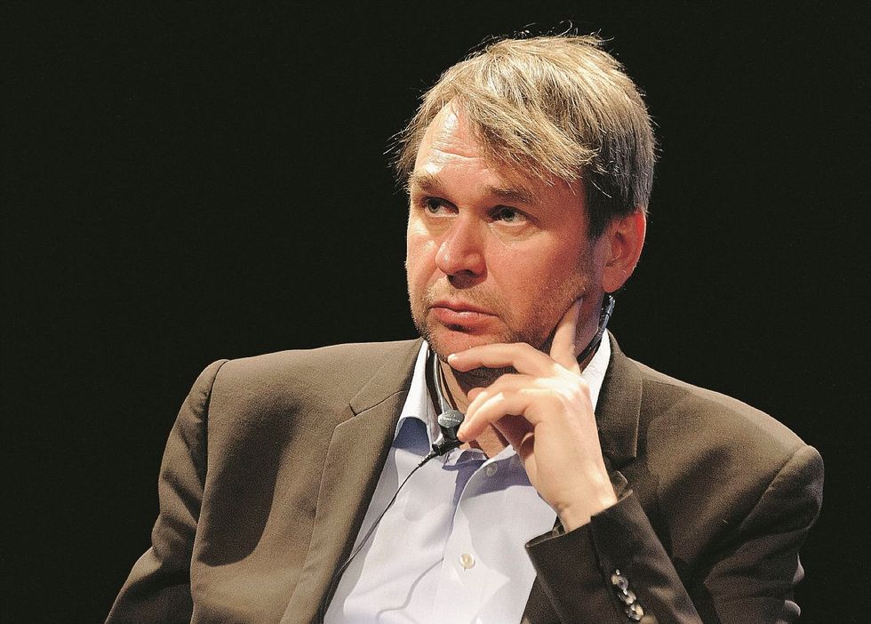 L’intellettuale di sinistra scopre che un’arma può salvarti la vita