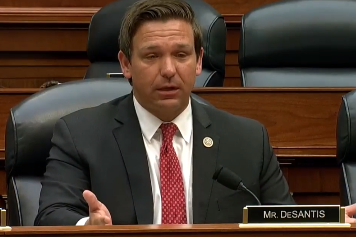 Florida Gov DeSantis Uses Funny Math To Make Coronavirus Deaths Disappear. *HILARIOUS* MATH!