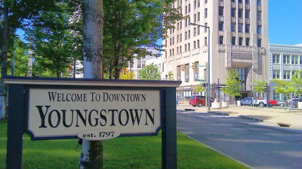 Sign: "Welcome to Downtown Youngstown" 