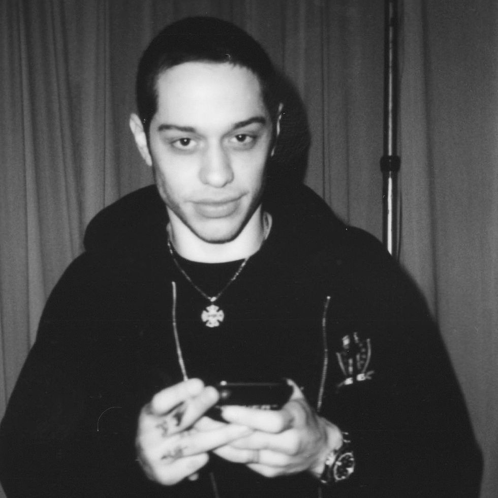 Your Fantastic, Awkward, Uncomfortable, And Enjoyable Family Reunion As Told By Pete Davidson Gifs