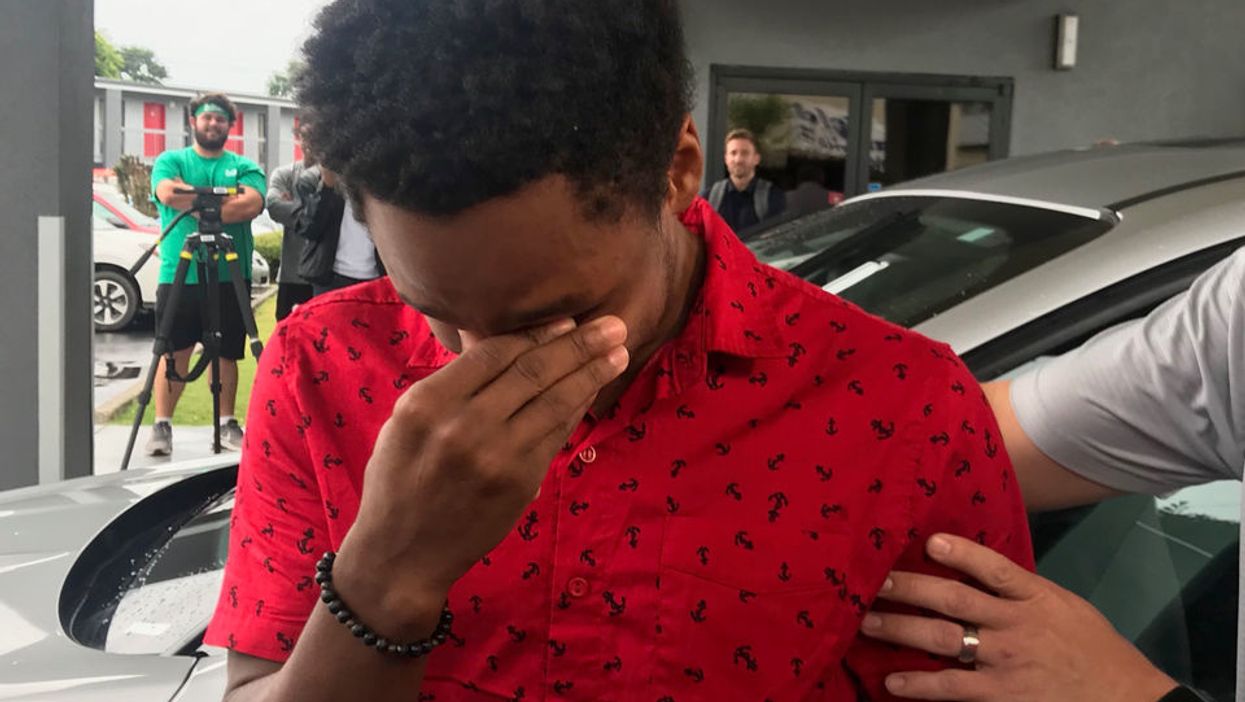 An Alabama student walked 20 miles to work, so his boss gave him his car