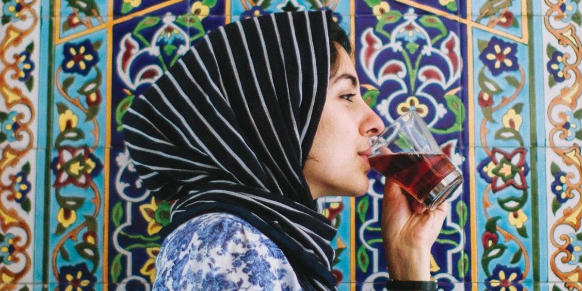 Hoda Katebi: Muslim Fashion Blogger, Designer and Activist
