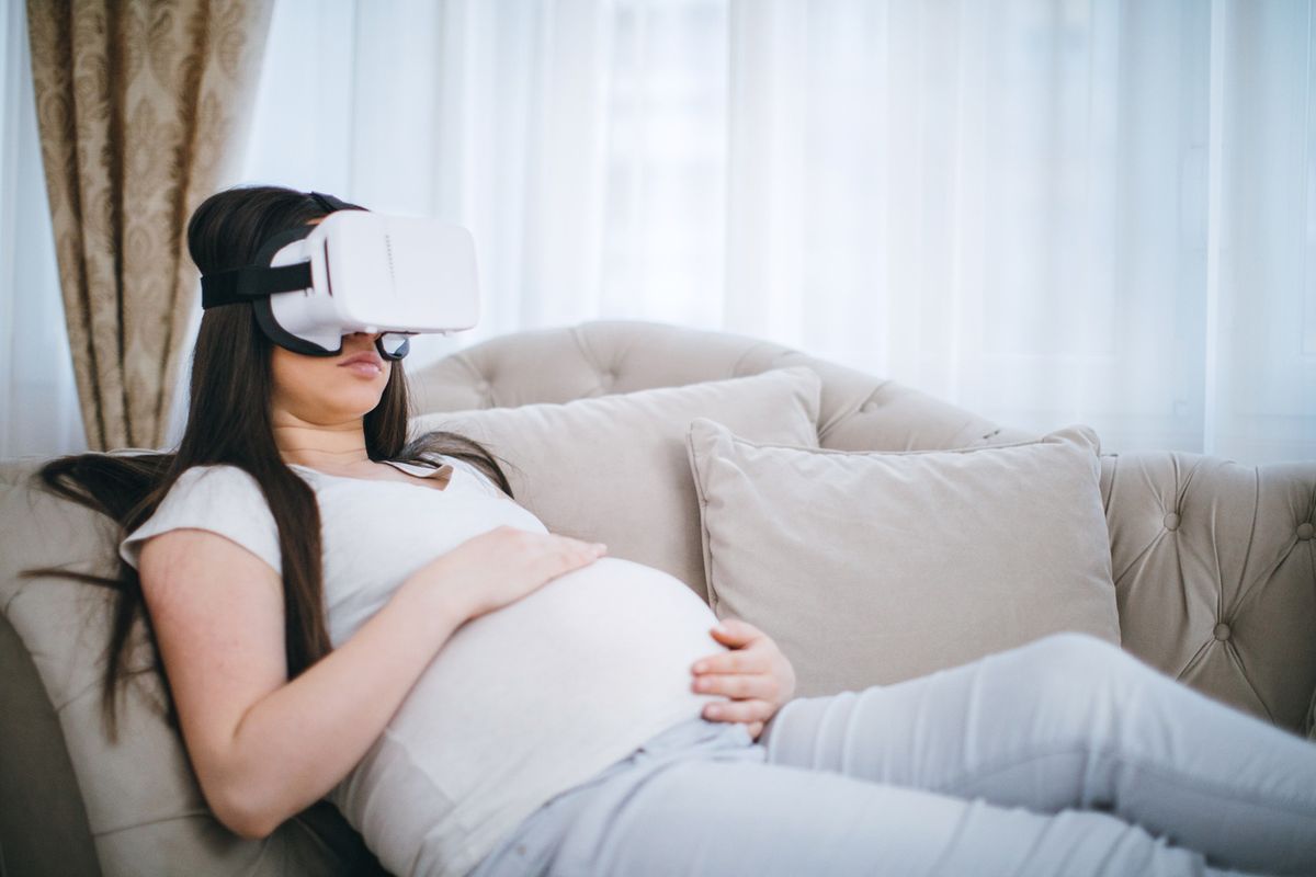 virtual reality vr pregnant pain