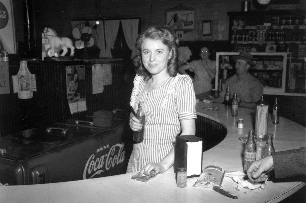 Why Southerners Will Always Prefer Coca-Cola in a Glass Bottle, According  to a Southern Grandpa