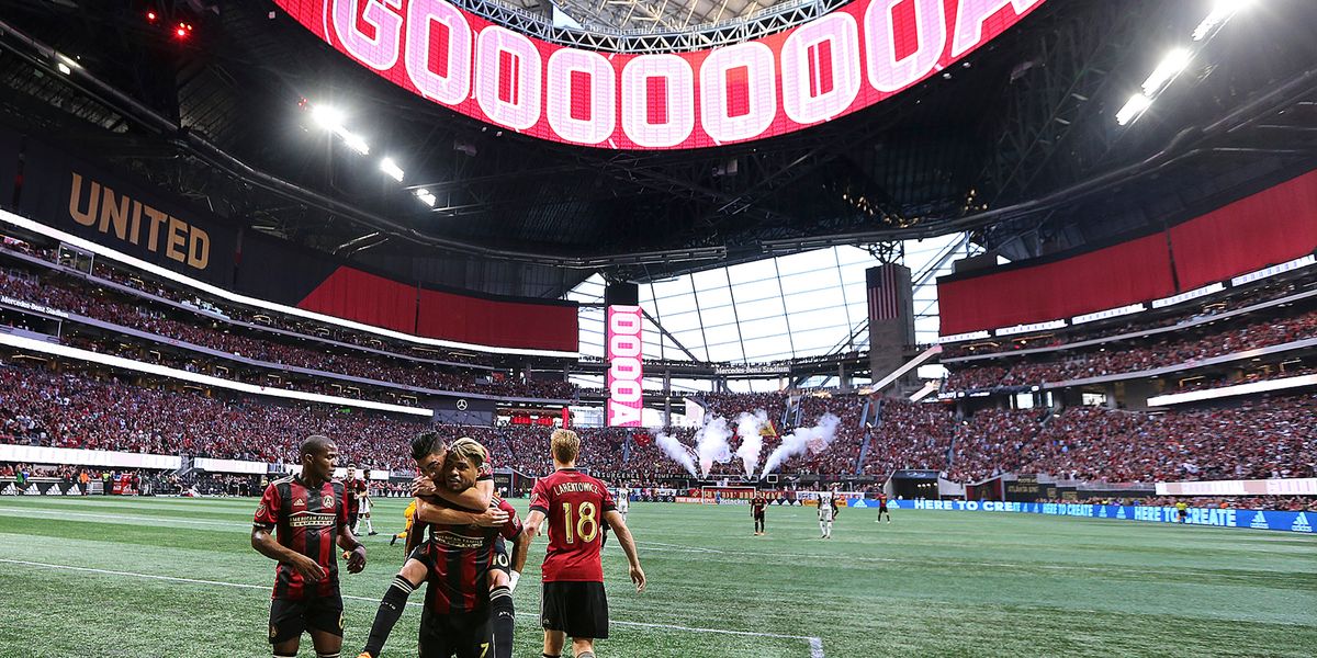 Atlanta home opener draws 72,035, largest single-game crowd in MLS