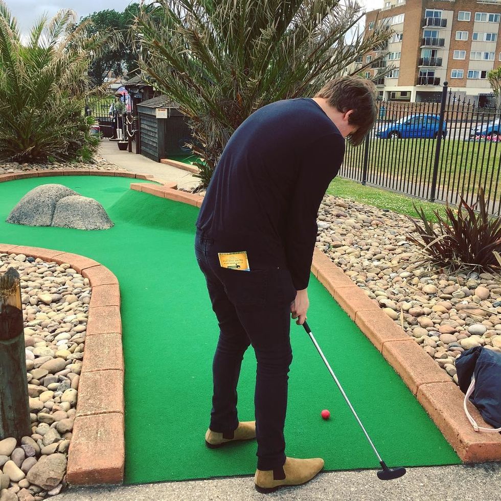 mini-golf-for-first-date